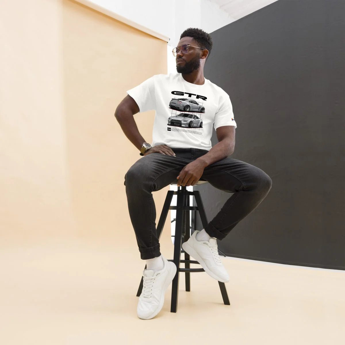 Nissan GTR R35 Men's Graphic T-shirt - Image 23